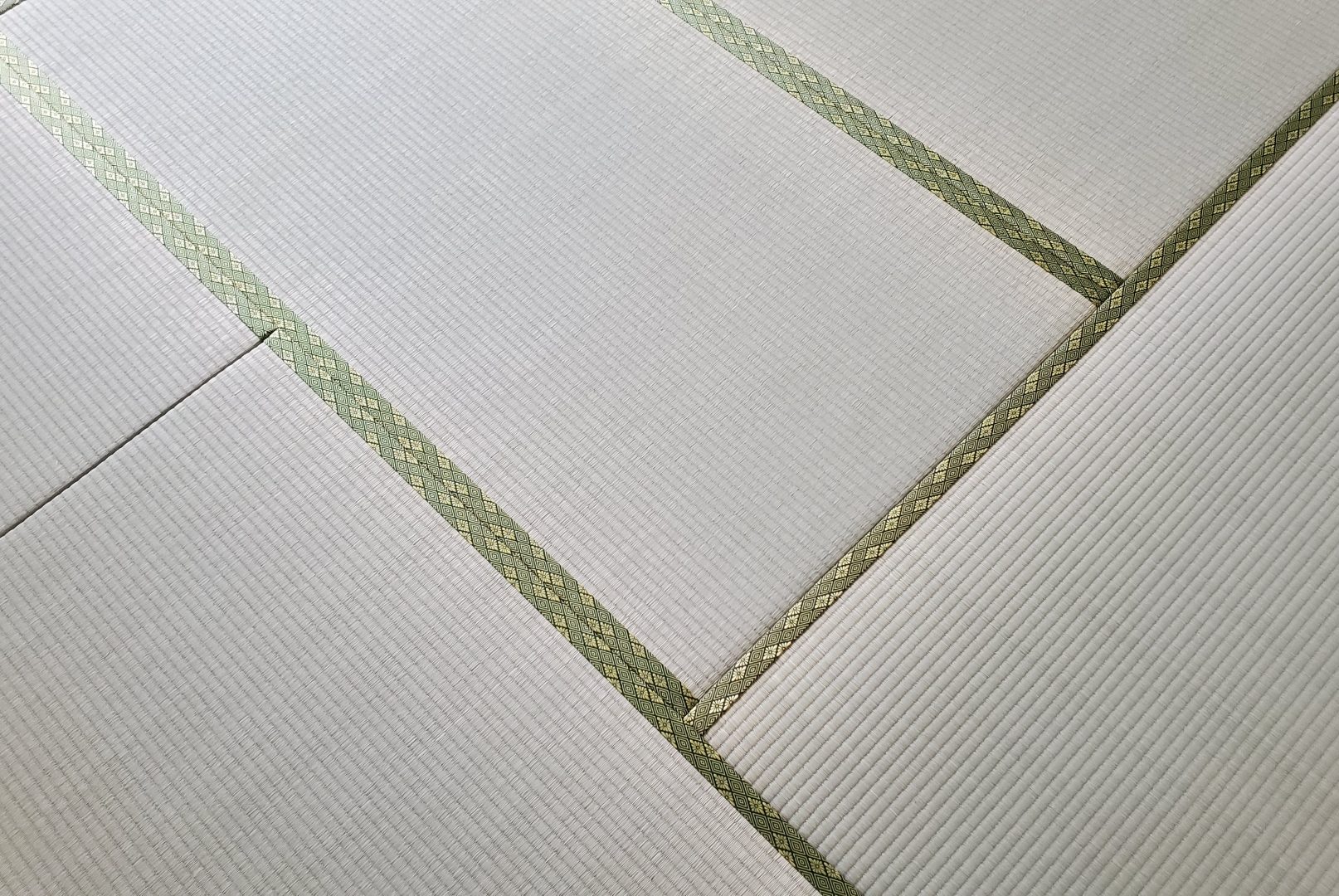 畳撤去・電球交換